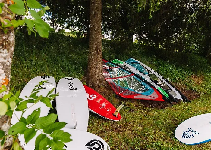 Purjemaja Nyaraló *